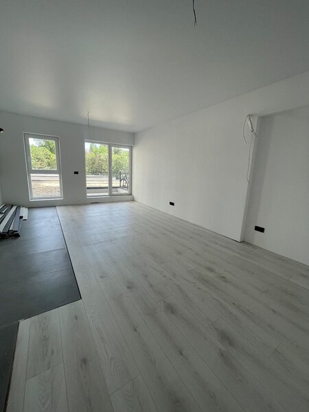 Piata Sudului  Apartament 3 camere 79.81 mp utili